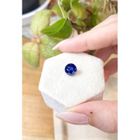 3.48 Ct. Blue Sapphire from Ceylon (Sri Lanka) Life Style