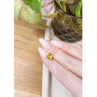 2.86 Ct. Yellow Sapphire from Ceylon (Sri Lanka) Life Style