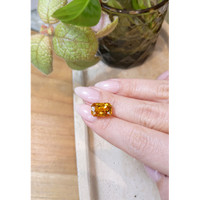7.24 Ct. Yellowish Orange Sapphire from Ceylon (Sri Lanka) Life Style