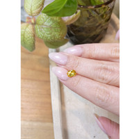 1.00 Ct. Yellow Sapphire from Ceylon (Sri Lanka) Life Style