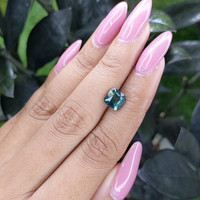 2.07 Ct. Bi Color Sapphire from Australia Life Style