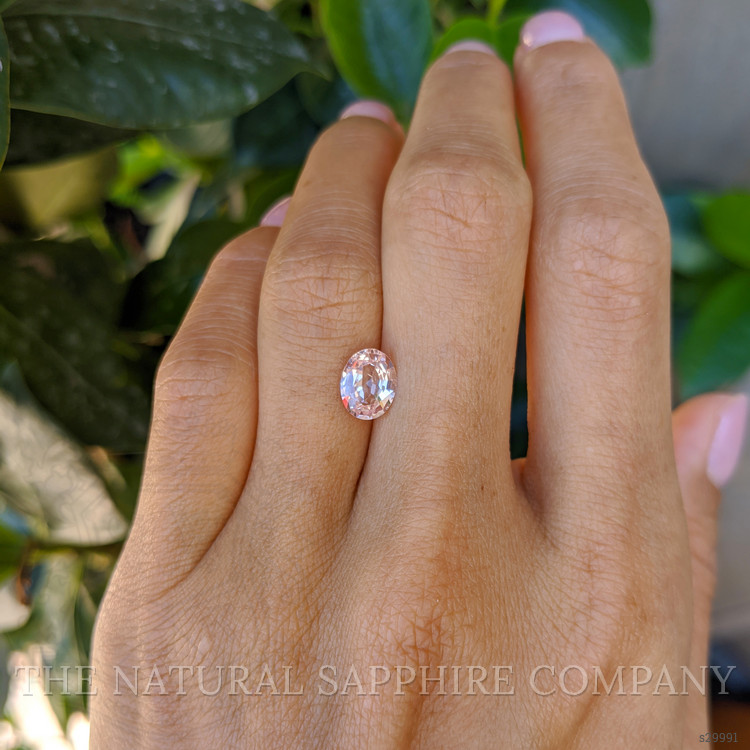 1.62 Ct. Padparadscha Sapphire from Ceylon (Sri Lanka)