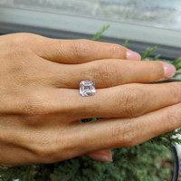 3.11 Ct. Pink Sapphire from Ceylon (Sri Lanka) Life Style