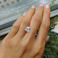 3.11 Ct. Pink Sapphire from Ceylon (Sri Lanka) Life Style