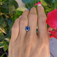 2.32 Ct. Blue Sapphire from Ceylon (Sri Lanka) Life Style