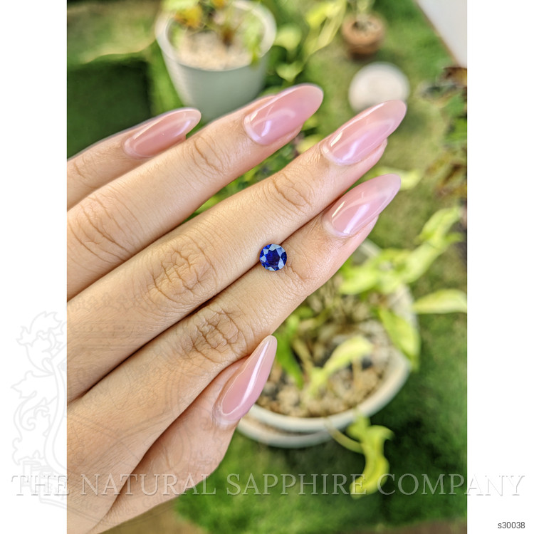 0.91 Ct. Blue Sapphire from Ceylon (Sri Lanka)