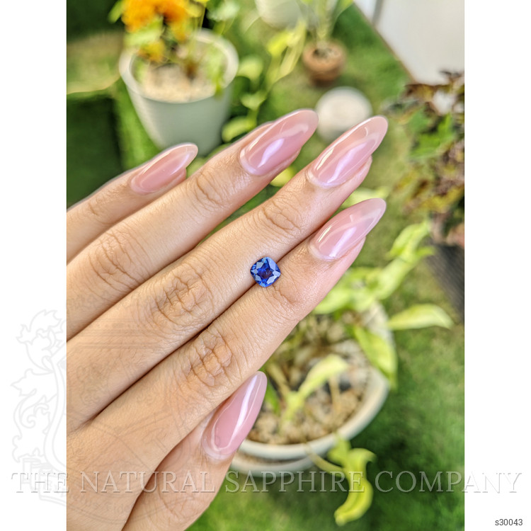 0.91 Ct. Blue Sapphire from Ceylon (Sri Lanka)