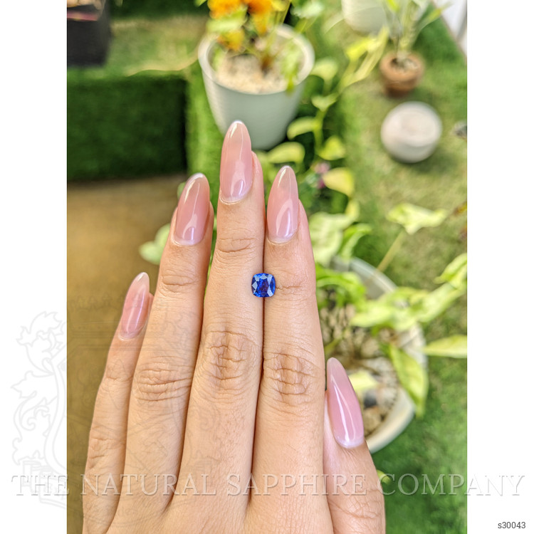 0.91 Ct. Blue Sapphire from Ceylon (Sri Lanka)