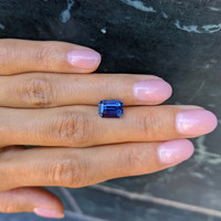 3.39 Ct. Blue Sapphire from Ceylon (Sri Lanka) Life Style
