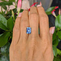 4.46 Ct. Blue Sapphire from Ceylon (Sri Lanka) Life Style