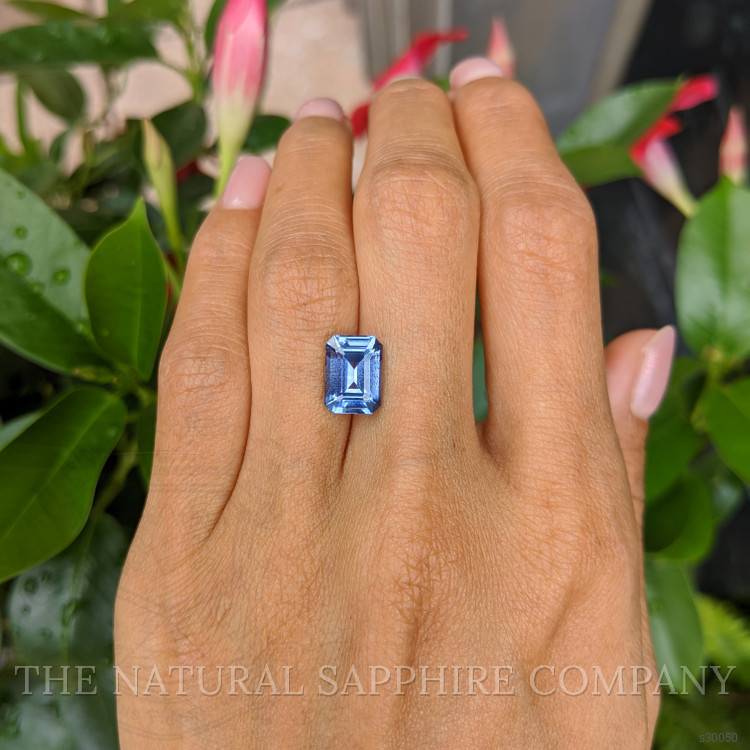 4.46 Ct. Blue Sapphire from Ceylon (Sri Lanka)