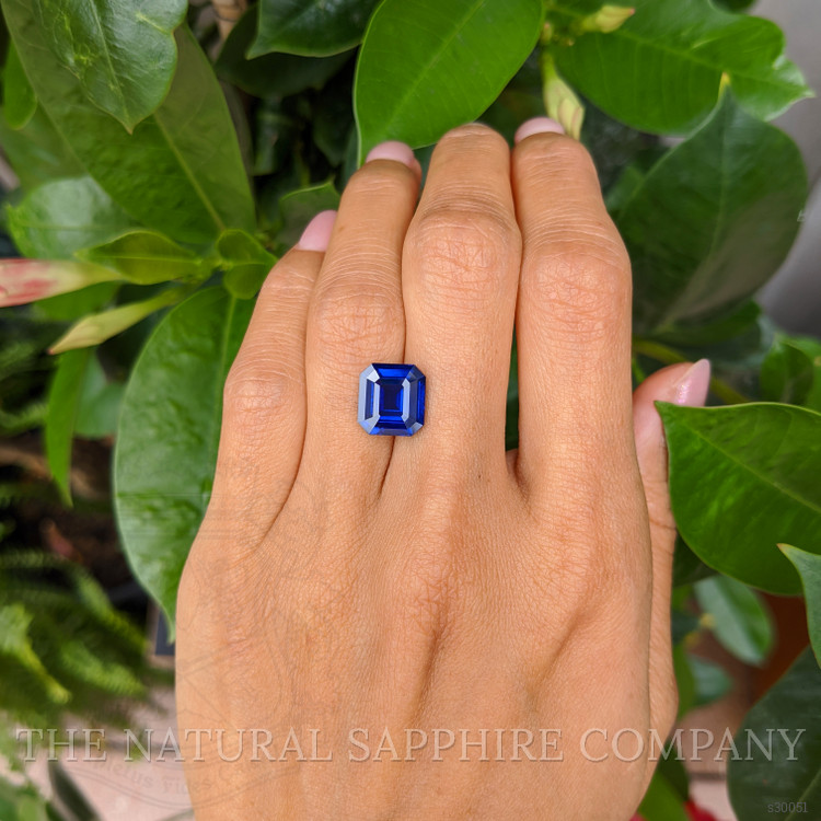 5.62 Ct. Blue Sapphire from Ceylon (Sri Lanka)
