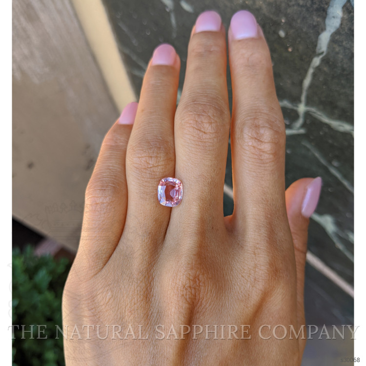 2.80 Ct. Padparadscha Sapphire from Ceylon (Sri Lanka)