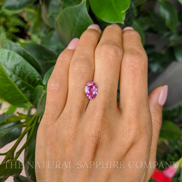 3.05 Ct. Pink Sapphire from Ceylon (Sri Lanka)