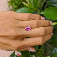 3.05 Ct. Pink Sapphire from Ceylon (Sri Lanka) Life Style