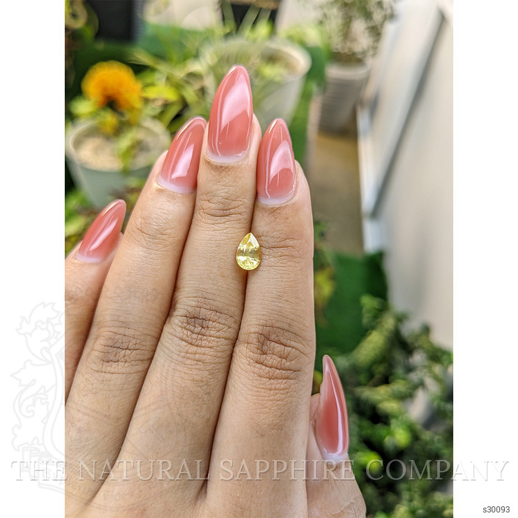 1.05 Ct. Yellow Sapphire from Ceylon (Sri Lanka)