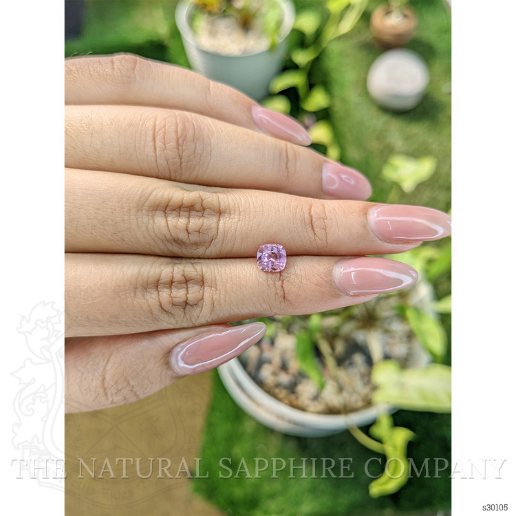 1.23 Ct. Pink Sapphire from Ceylon (Sri Lanka)