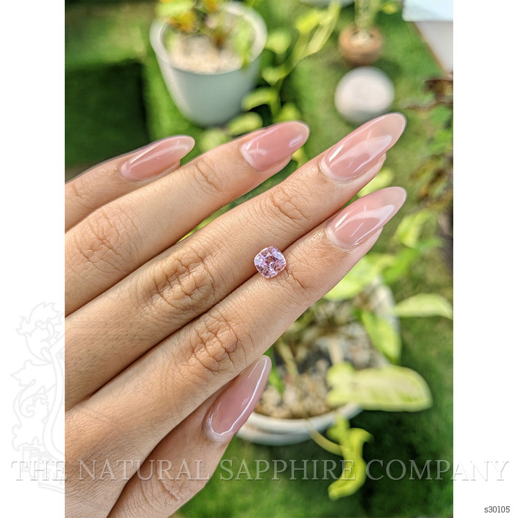 1.23 Ct. Pink Sapphire from Ceylon (Sri Lanka)