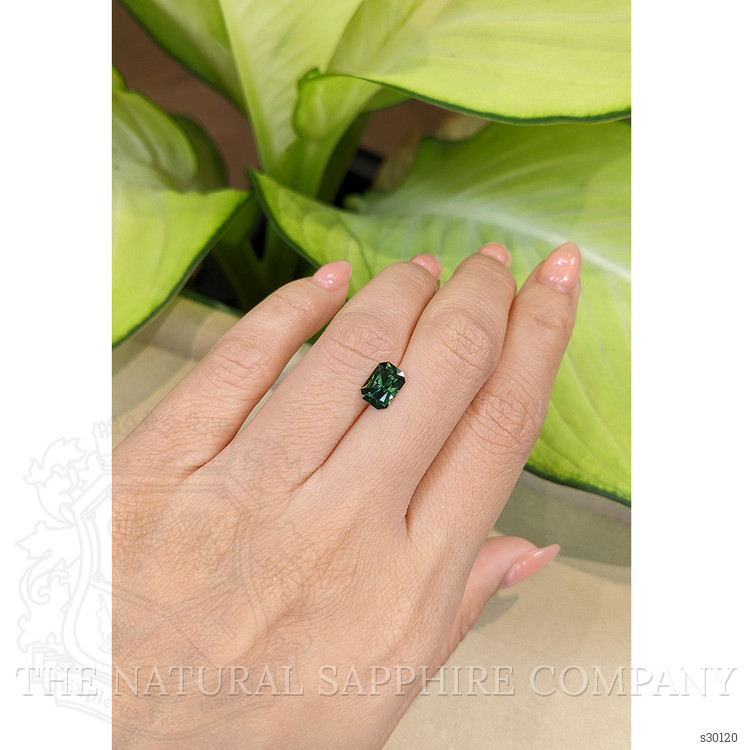 1.63 Ct. Green Sapphire from Ceylon (Sri Lanka)