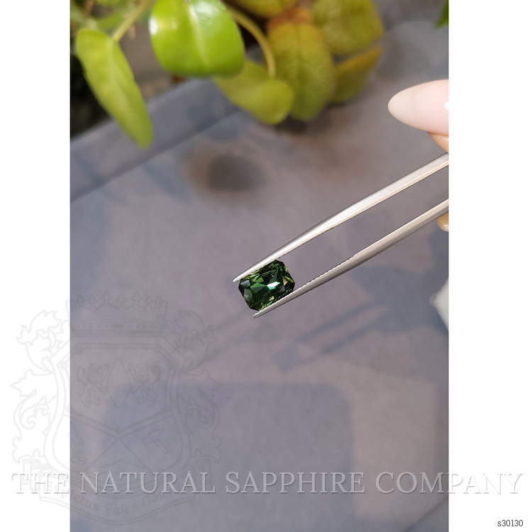 2.20 Ct. Green Sapphire from Ceylon (Sri Lanka)