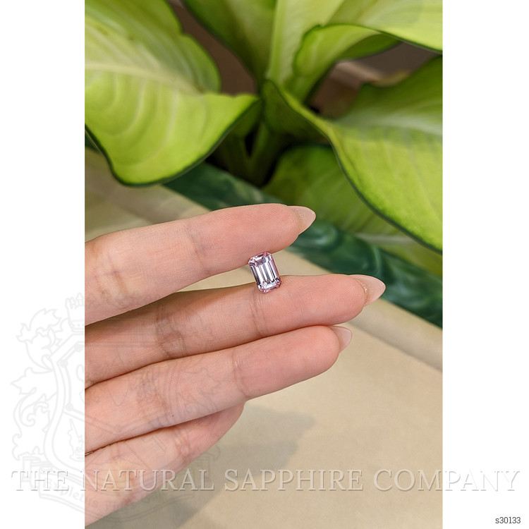 2.53 Ct. Pink Sapphire from Ceylon (Sri Lanka)