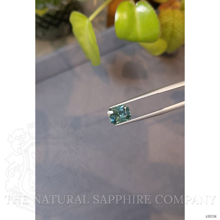 2.54 Ct. Bluish Green Sapphire from Ceylon (Sri Lanka)