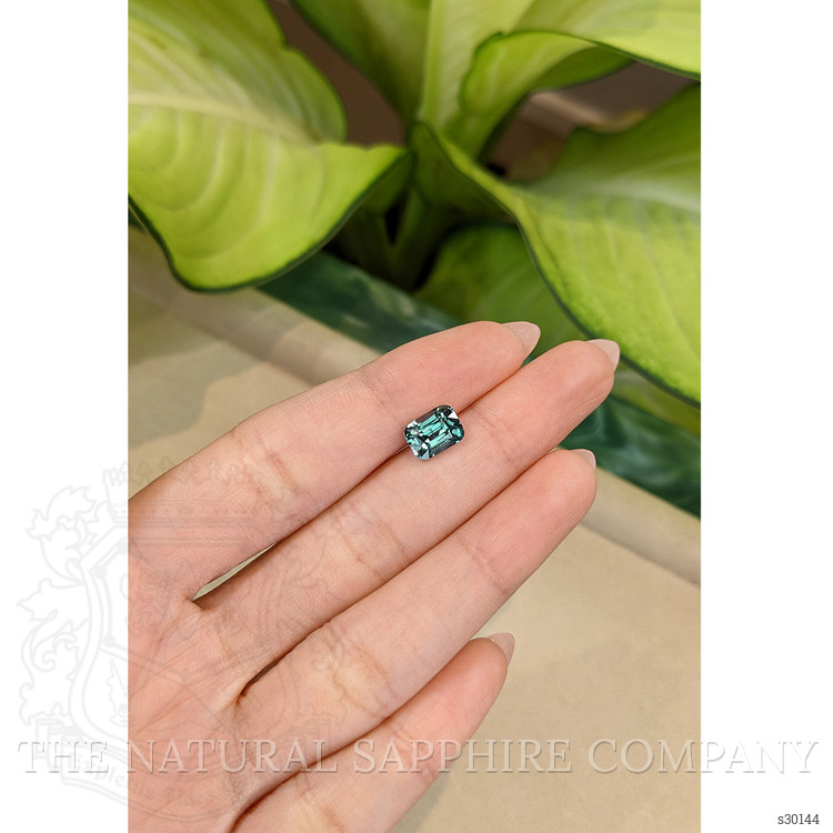 2.57 Ct. Bluish Green Sapphire from Ceylon (Sri Lanka)