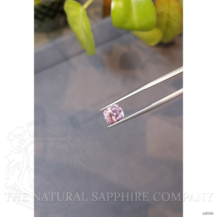 2.55 Ct. Pink Sapphire from Ceylon (Sri Lanka)
