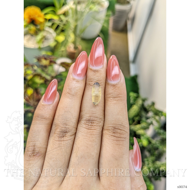 4.51 Ct. Bi Color Sapphire Crystal from Ceylon (Sri Lanka)