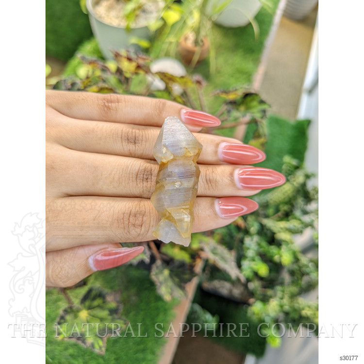 112.86 Ct. Bi Color Sapphire Crystal from Ceylon (Sri Lanka)