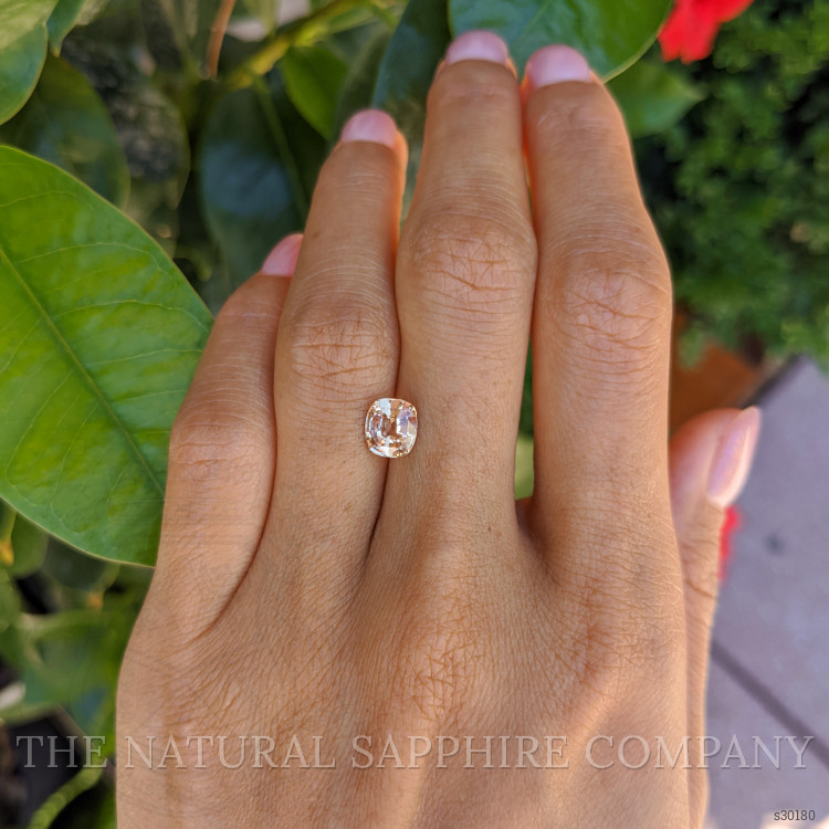 1.63 Ct. Padparadscha Sapphire from Ceylon (Sri Lanka)