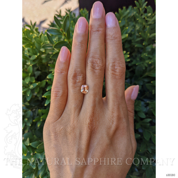 1.63 Ct. Padparadscha Sapphire from Ceylon (Sri Lanka)