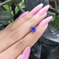 1.98 Ct. Color Change Sapphire from Ceylon (Sri Lanka) Life Style