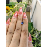 1.17 Ct. Bi Color Sapphire from Ceylon (Sri Lanka) Life Style