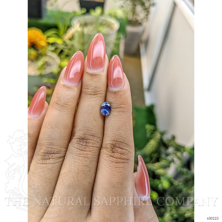 1.17 Ct. Bi Color Sapphire from Ceylon (Sri Lanka)