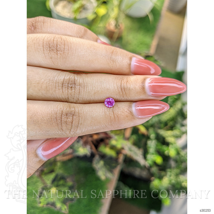 0.52 Ct. Pink Sapphire from Ceylon (Sri Lanka)