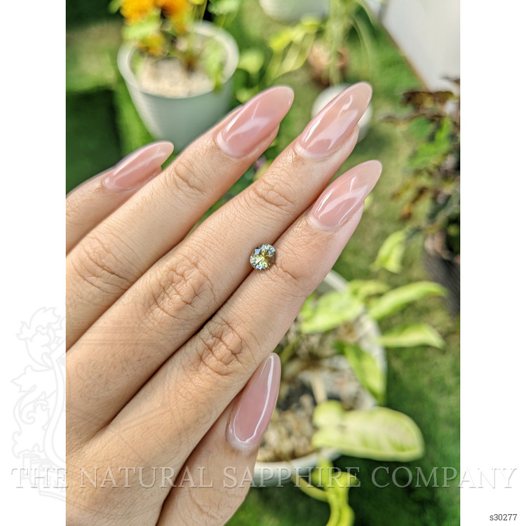 0.83 Ct. Bi Color Sapphire from Ceylon (Sri Lanka)