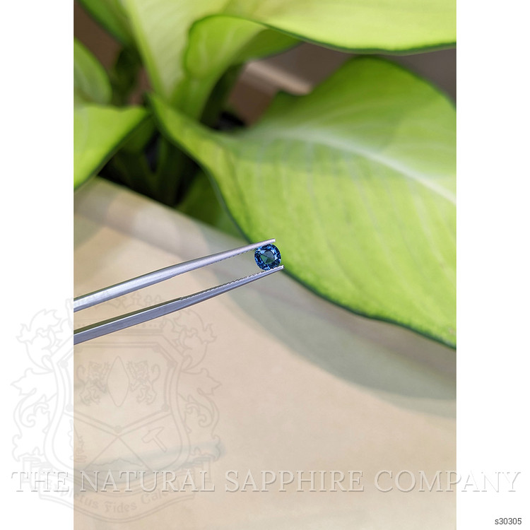 0.49 Ct. Blue Sapphire from Ceylon (Sri Lanka)