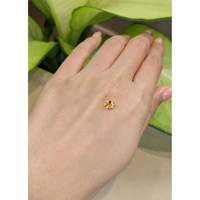 0.97 Ct. Yellowish Orange Sapphire from Ceylon (Sri Lanka) Life Style