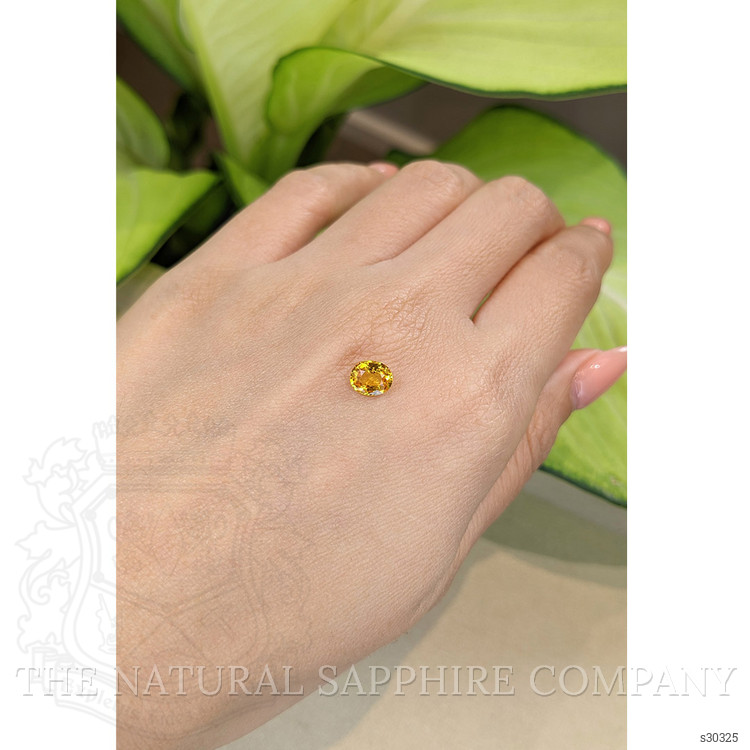 1.01 Ct. Yellowish Orange Sapphire from Ceylon (Sri Lanka)