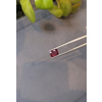 1.28 Ct. Reddish Pink Sapphire from Ceylon (Sri Lanka) Life Style