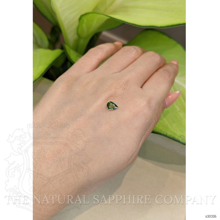 0.87 Ct. Green Sapphire from Ceylon (Sri Lanka)