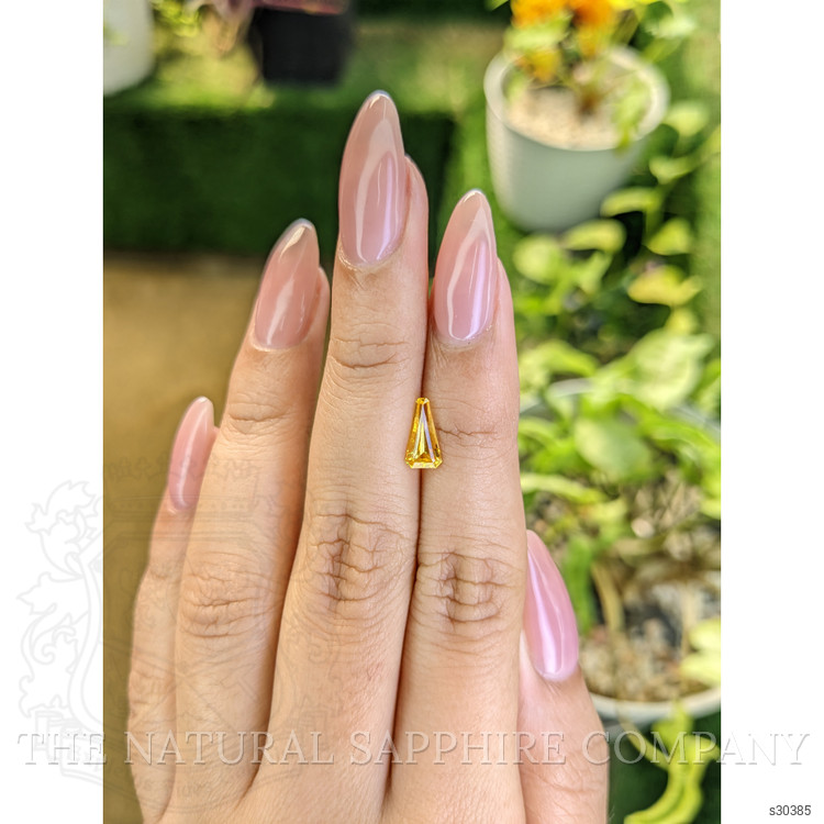 0.96 Ct. Yellow Sapphire from Ceylon (Sri Lanka)