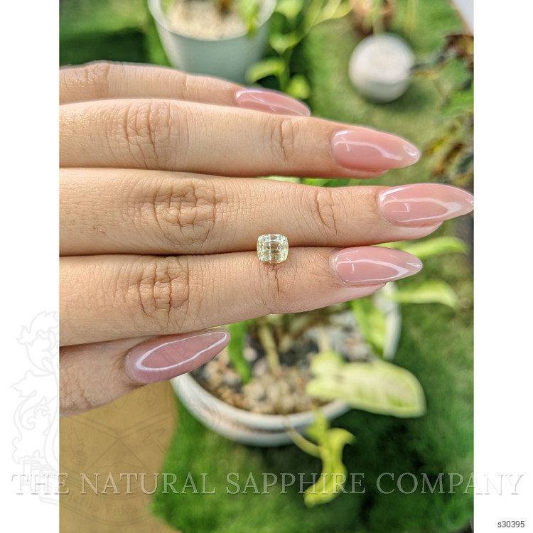 1.28 Ct. Yellow Sapphire from Ceylon (Sri Lanka)