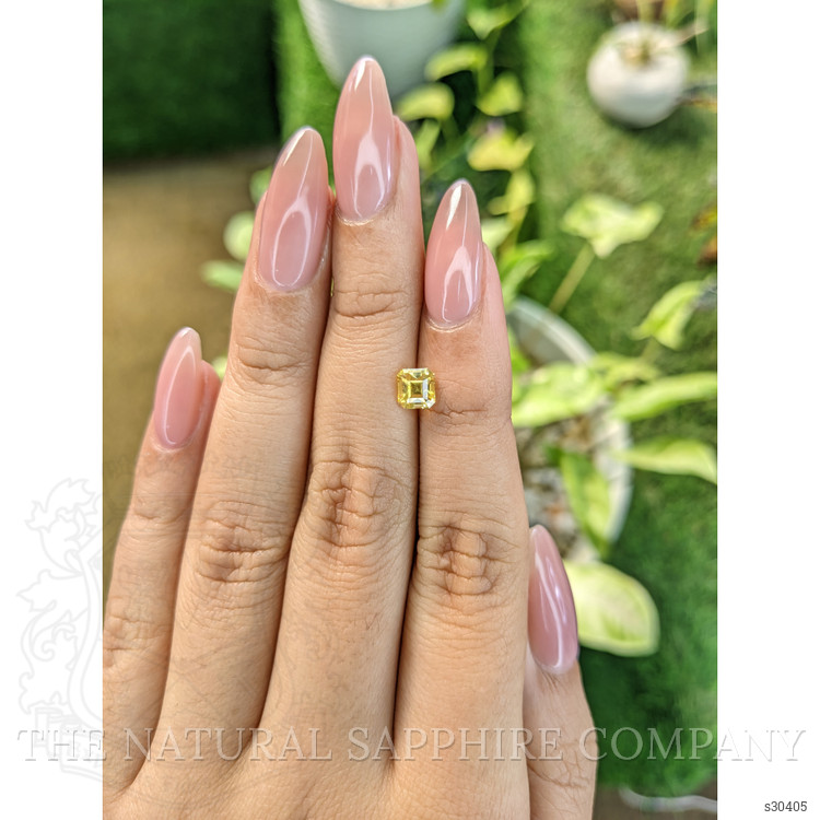 0.95 Ct. Yellow Sapphire from Ceylon (Sri Lanka)