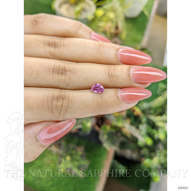 0.87 Ct. Pink Sapphire from Ceylon (Sri Lanka)