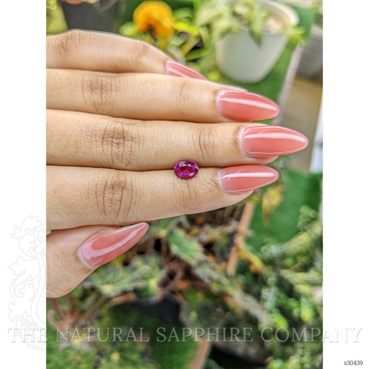 1.09 Ct. Purplish Pink Sapphire from Ceylon (Sri Lanka)