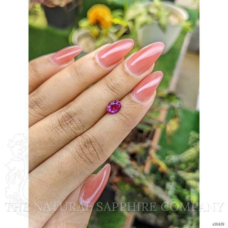 1.09 Ct. Purplish Pink Sapphire from Ceylon (Sri Lanka)