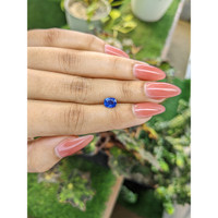 1.14 Ct. Blue Sapphire from Ceylon (Sri Lanka) Life Style