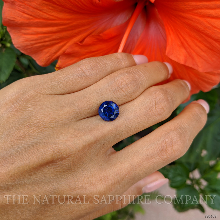 4.50 Ct. Blue Sapphire from Ceylon (Sri Lanka)
